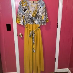 SHEIN Yellow Maxi Sundress with Flutter Sleeves and V-Neck